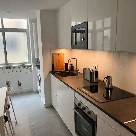 3-bedroom + Crib - Perfect For The Family Estepona