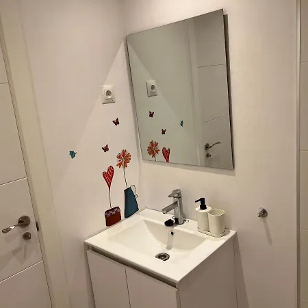 3-bedroom + Crib - Perfect For The Family דירה *