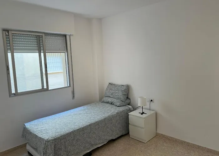 3-bedroom + Crib - Perfect For The Family