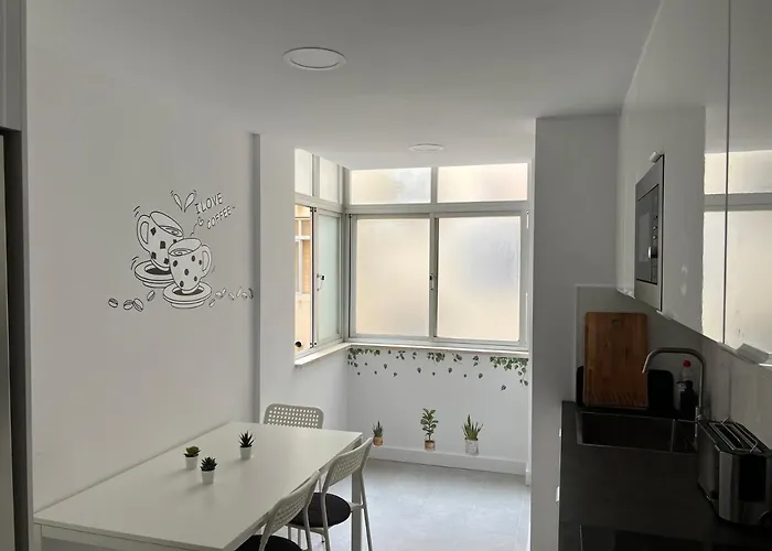 3-bedroom + Crib - Perfect For The Family Estepona