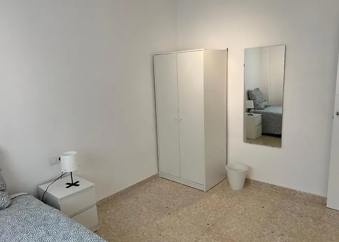 Lejlighed 3-bedroom + Crib - Perfect For The Family Estepona