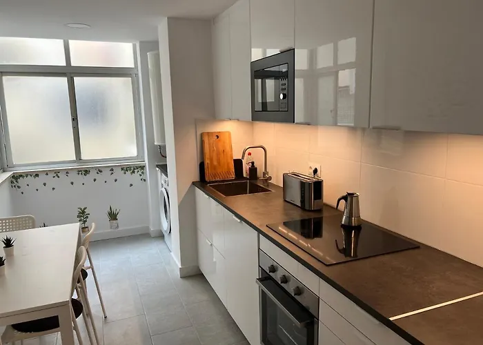 3-bedroom + Crib - Perfect For The Family Estepona